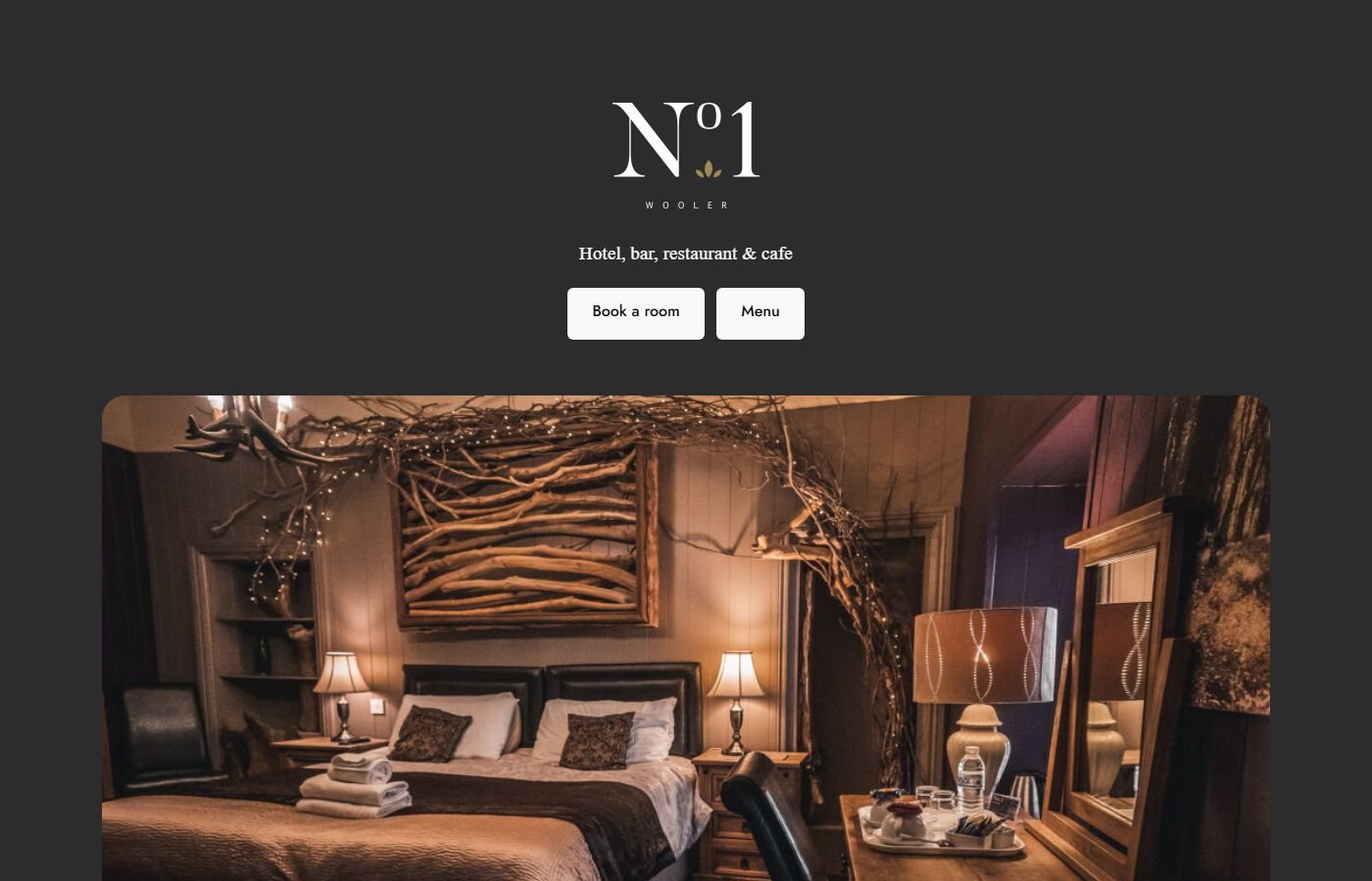 No.1 Hotel & Wine Lounge